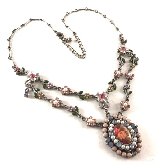 Avon vintage Jewelry - Festoon Necklace Vintage by Avon Floral Botanical